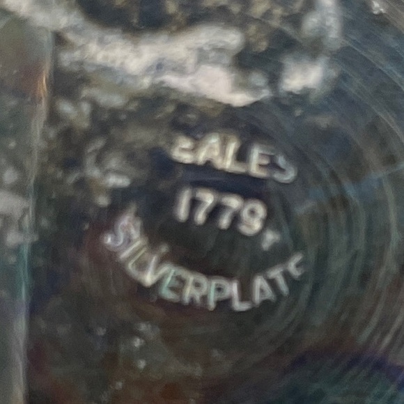 Vintage Eales 1779 Silverplate Water Pitcher with Ice Guard - Picture 2 of 10